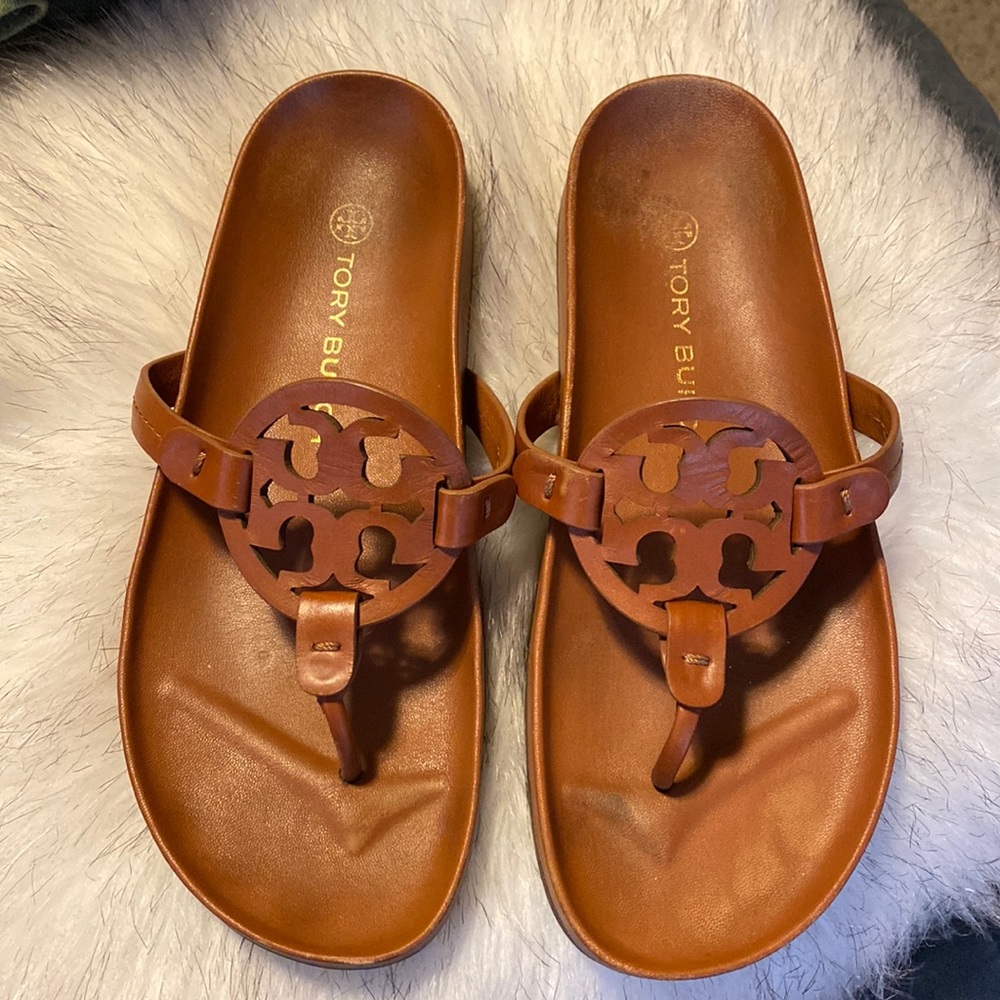 Tory Burch 8